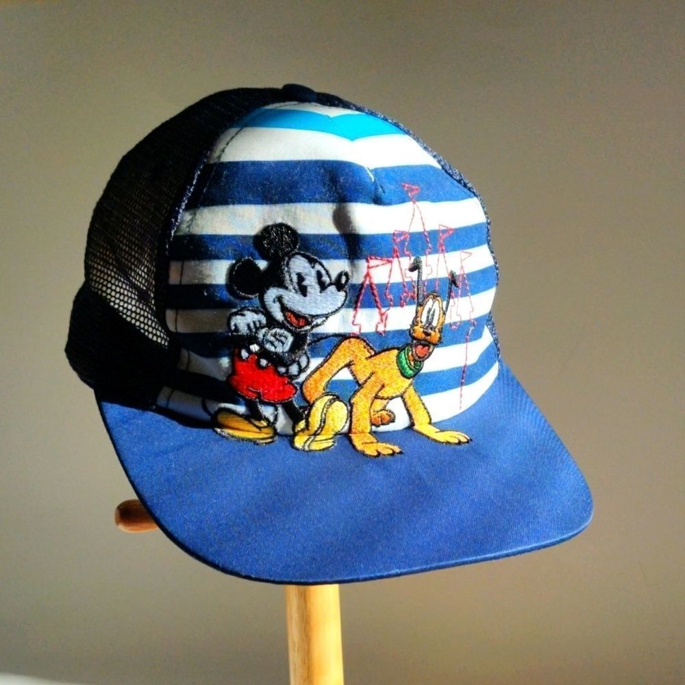 Disney Mickey and‎ Pluto Adjust Snapback Cap Hat.